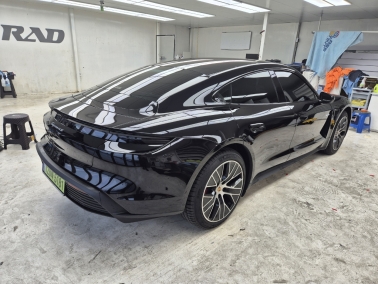 [package 4번] RAD RS  + 9H 패드 도포식 유리막 코팅 + PPF 컴퓨터 재단 전체시공  (수입 중형)