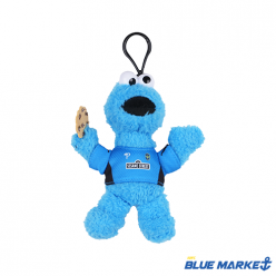 P X IUFC X SESAME DOLL KEYRING