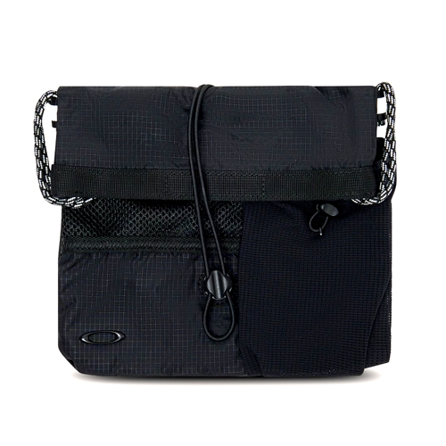 OAKLEY RESERVE POUCH BAG (오클리 소형 가방 사코슈 백 FOS902081 블랙)