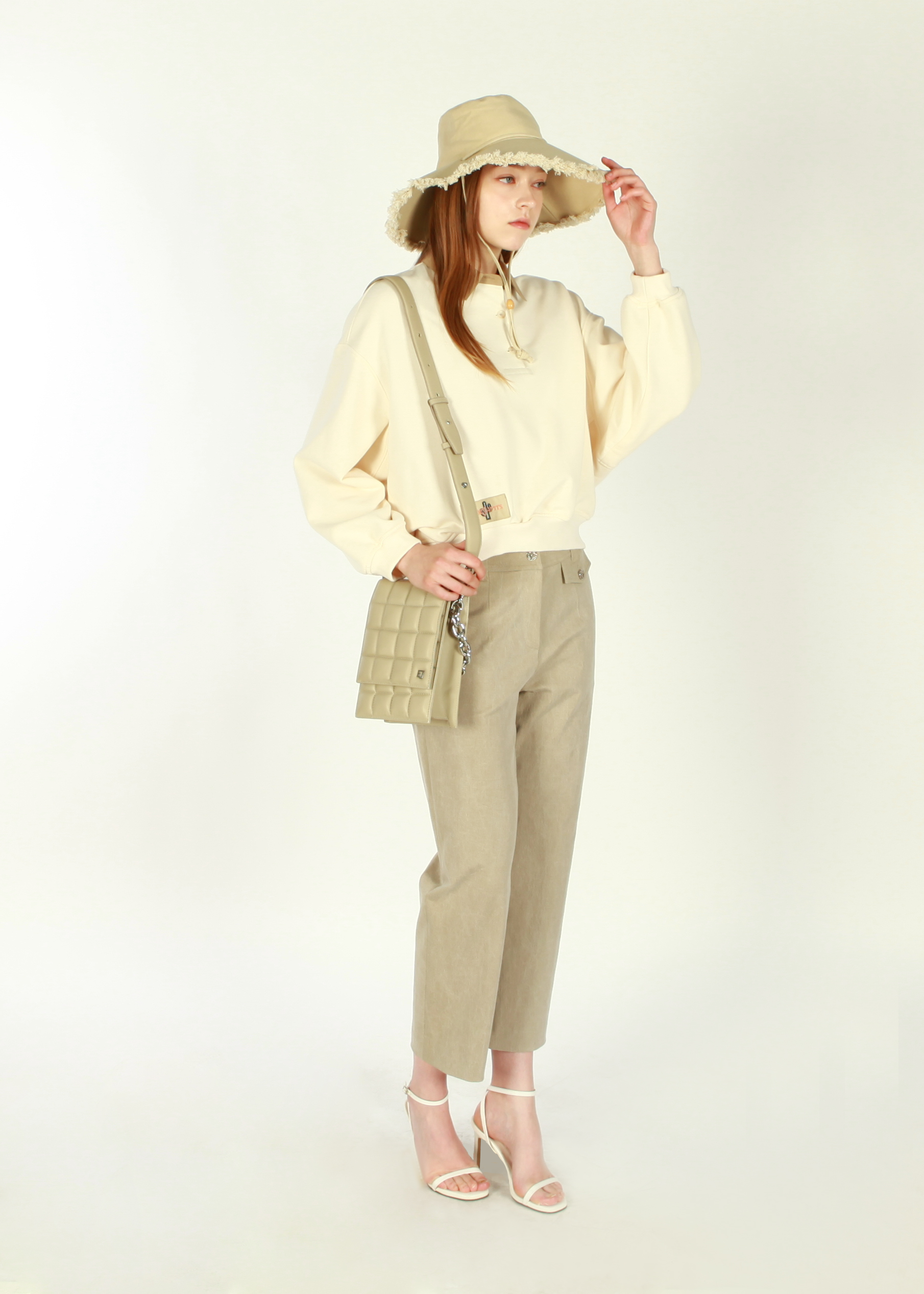 언발란스 헴 스웻셔츠(I8M2BLS1)