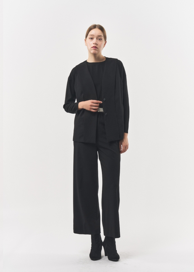 브이넥 프론트라인 포인트 베스트(I8W3VT70)