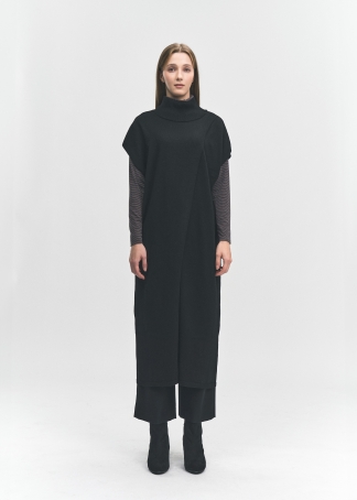 하이넥 슬리브리스 니트 원피스 (I8W3KT73)