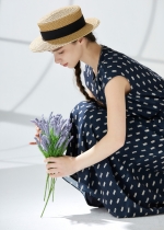 주얼리 넥장식 슬리브리스 플레어 원피스(I9M2OP07)