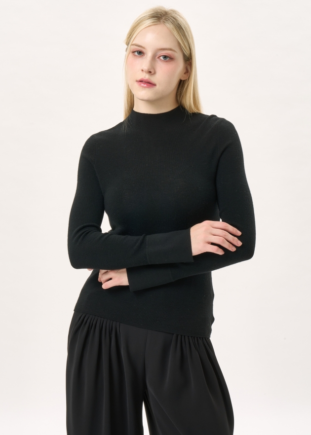 소매 버튼 하이넥 니트 (I9W3KT73)