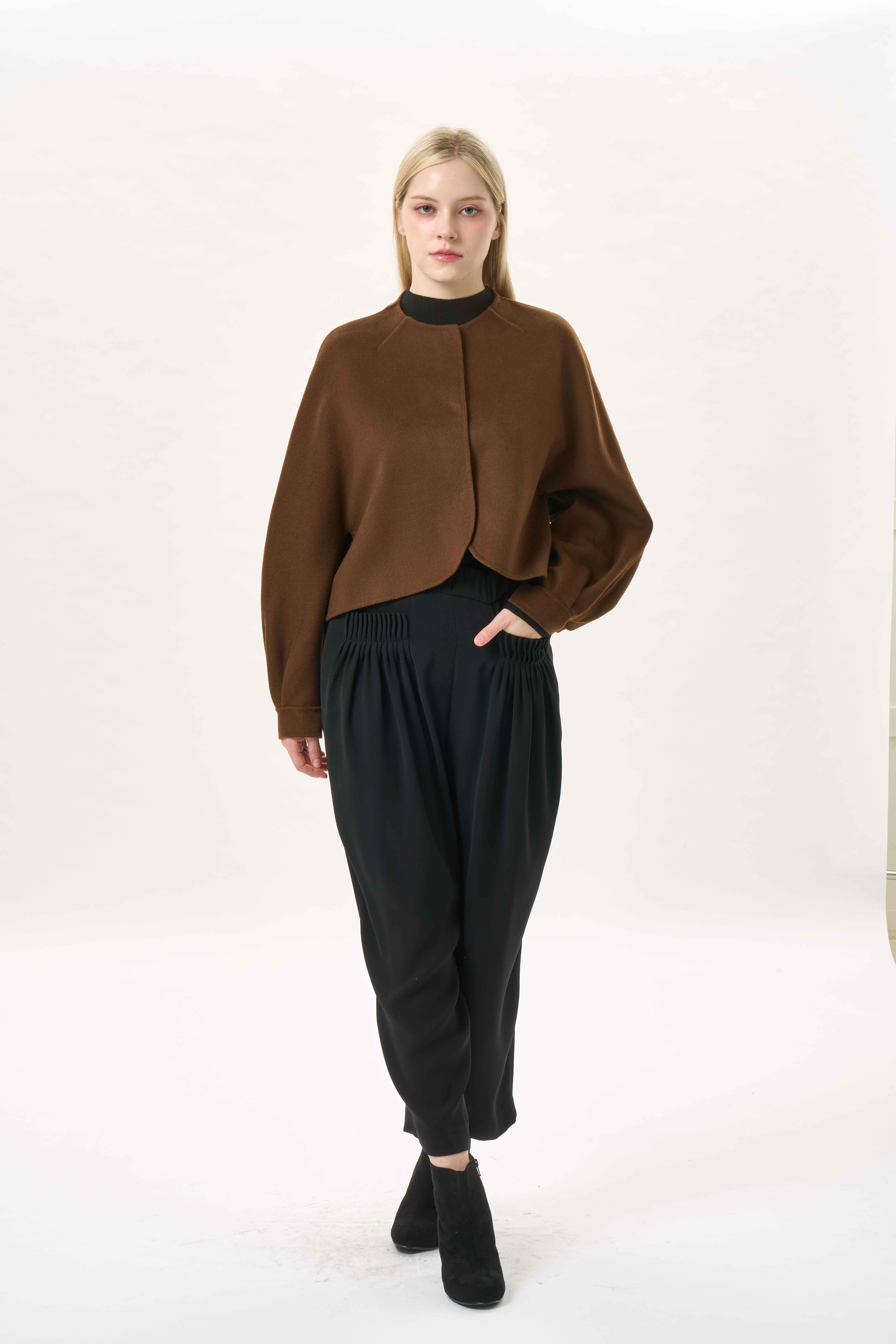 볼륨 슬리브 크롭 자켓(I9W3JK75)