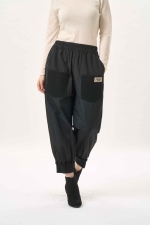 블랙 포켓 밴딩 팬츠(I9W2PT20)