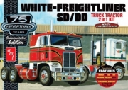 [사전 예약] AMT01046 1/24 WHITE FREIGHTLINER 2 IN 1 CABOVER TRACTOR
