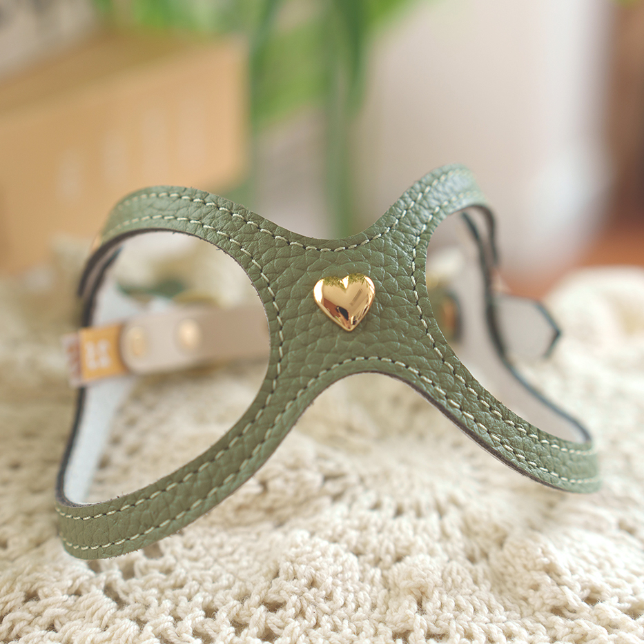 Heart Stud