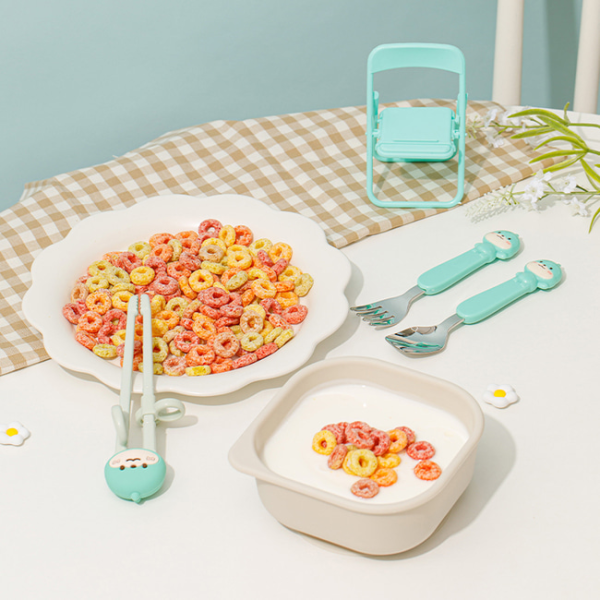 에디슨 프렌즈 아이맞춤 4종 세트 젓가락 스텐 스푼포크 오른손 교정젓가락 케이스 세트