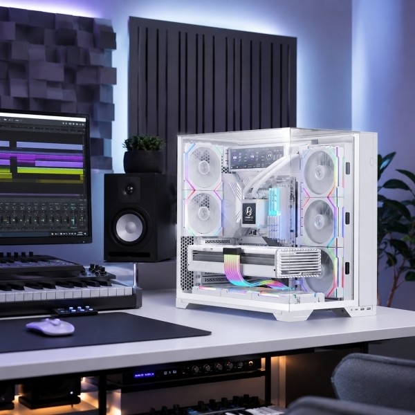 서린컴퓨터 리안리 O11 VISION COMPACT 5FAN 화이트 반본체PC (9800X3D/32GB/850W)