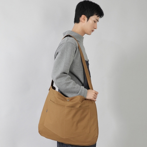 라운드 볼륨 펜타곤포켓 크로스 에코백 RVP-150 카멜
