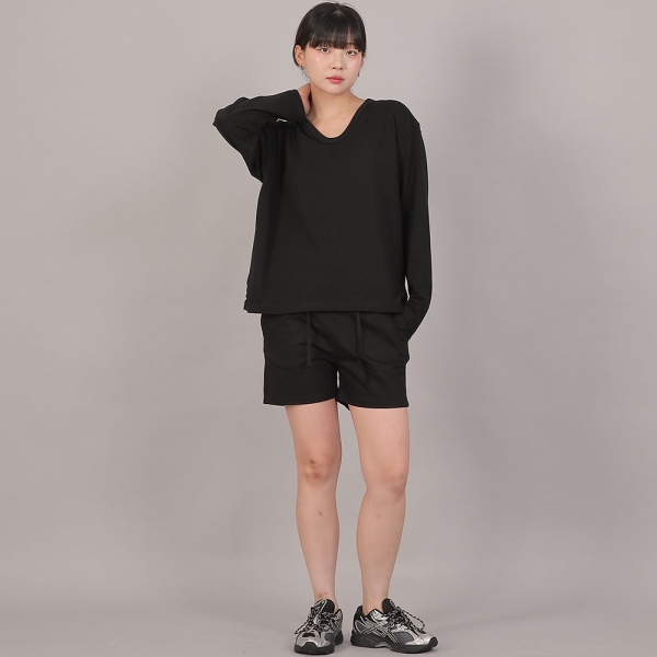 오버핏 소프트 V넥 긴팔티셔츠 CVL-8A20 블랙