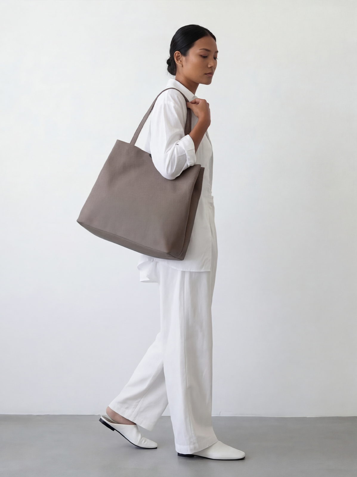 Jedi Nylon Shoulderbag Large 제디 나일론 숄더백 라지