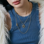 로맨스 레이스 하트 트리플 목걸이