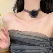 시스루 코사지 초커