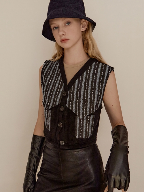 Denim Patched Fleece Vest (Black)