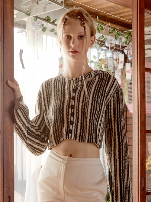 Shoulder Slit Stripe Knit