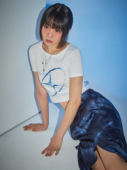 Signature Glitter Printing T-shirt (Ivory)