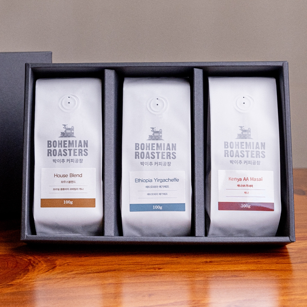 다양한 보헤미안 트라이세트