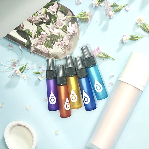 도테라 드롭 로고 컬러 유리 펌프 용기 10ML 도테라 드롭 로고 컬러 유리 펌프 용기 10ML