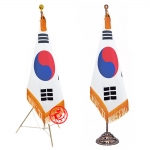 펼쳐지는 자수태극기/주문창