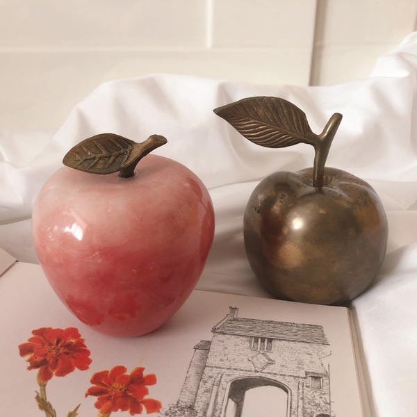 vintage apple paperweight 2