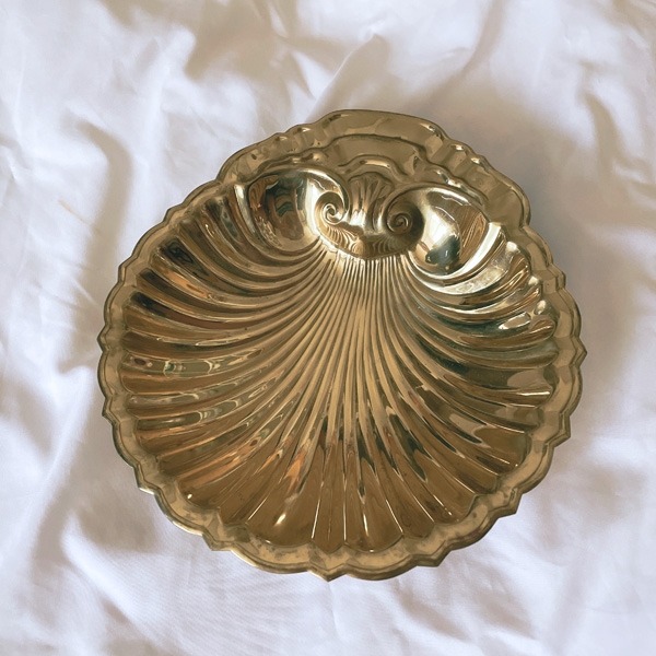 vintage big gold shell dish