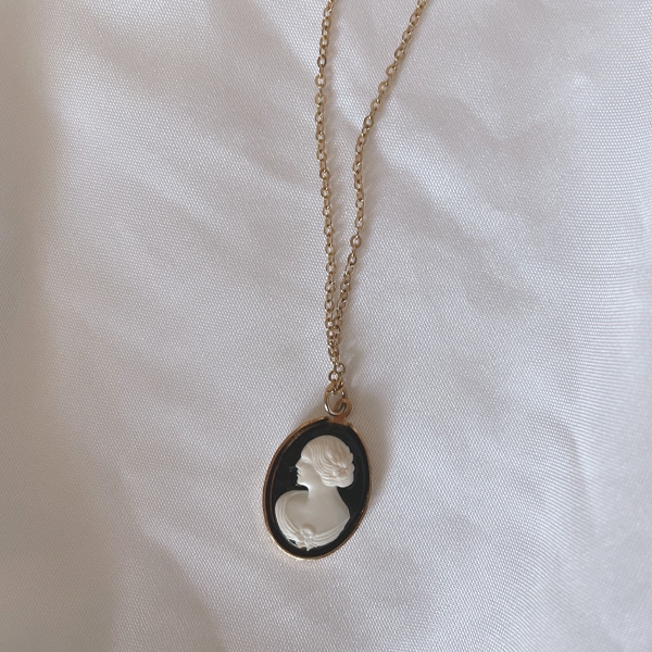 vintage black white cameo necklace