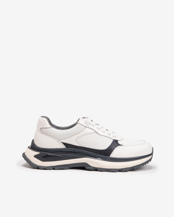 남성 스포티 스니커즈 남성 스포티 스니커즈