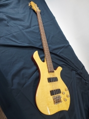 메이플 탑 디자인좋은  그래스루츠 베이스기타