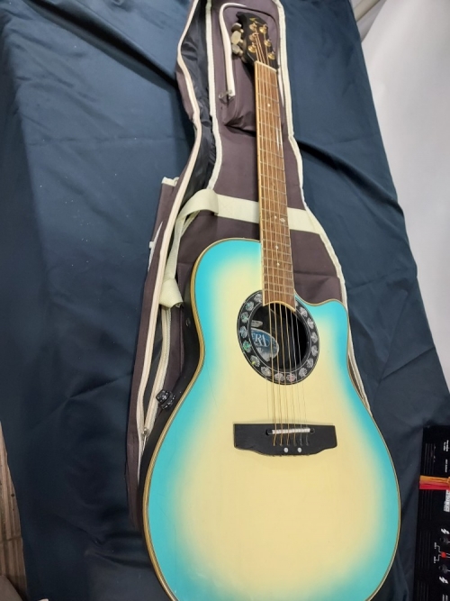 색상 예쁜 울트라 디럭스 오베이션 통기타