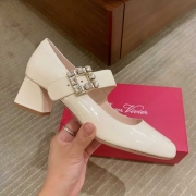 비브 버클 스트랩 샌들 (34-40) 4.5cm