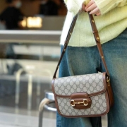 홀스빗 1955 숄더백 25&times;18