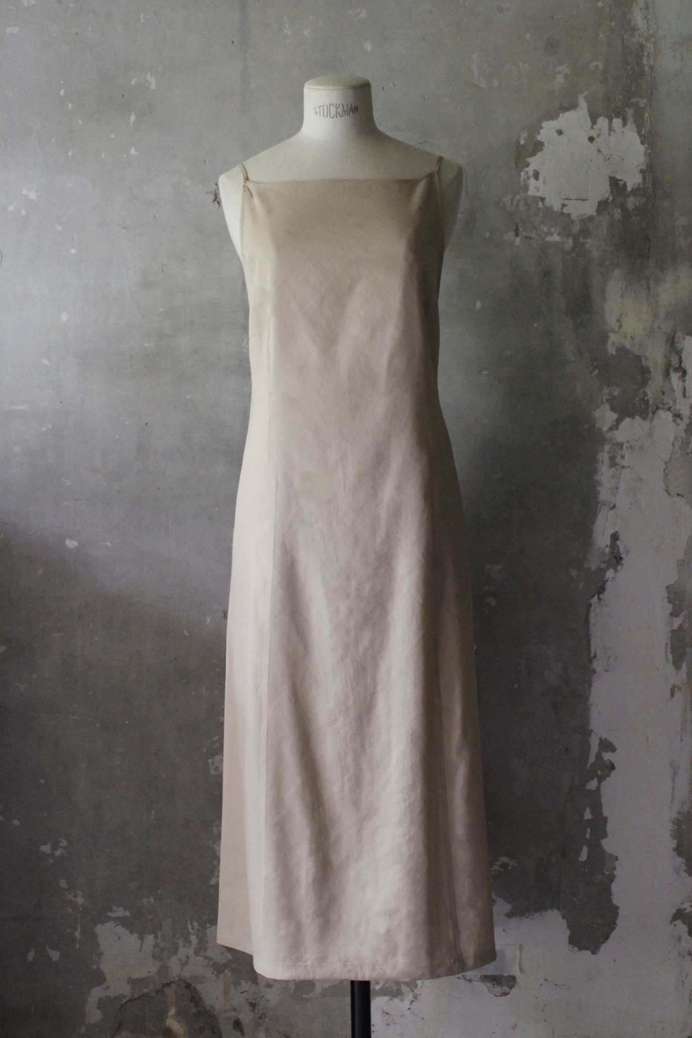 Backless Slip Linen Dress (2 colors)