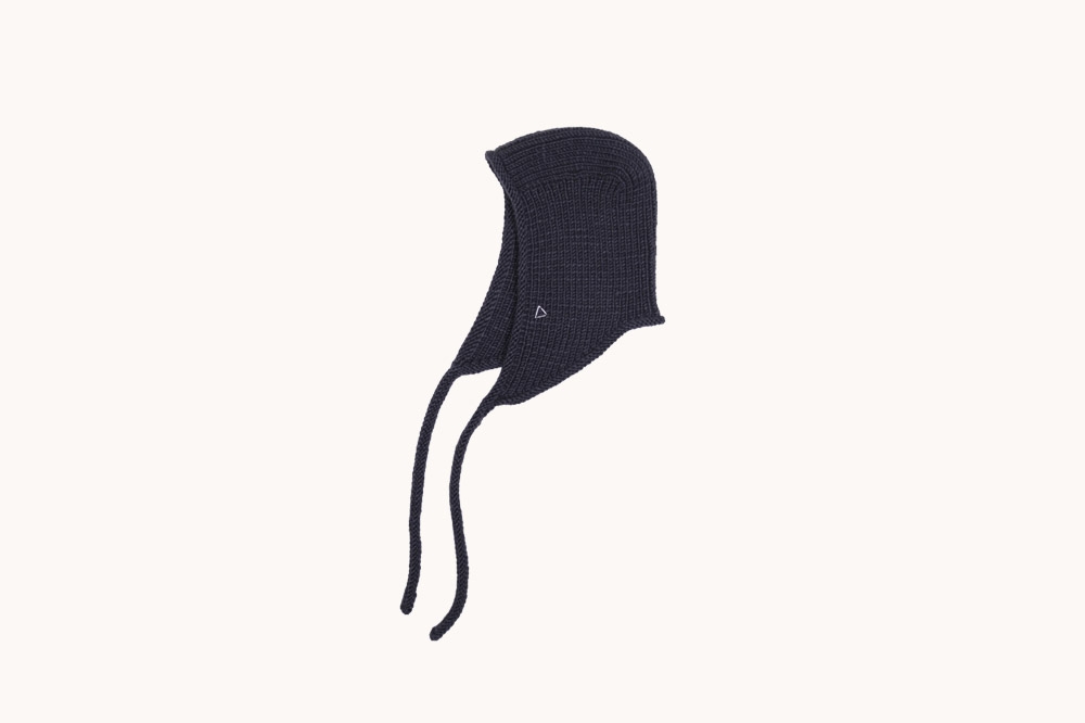 Hand knit hood