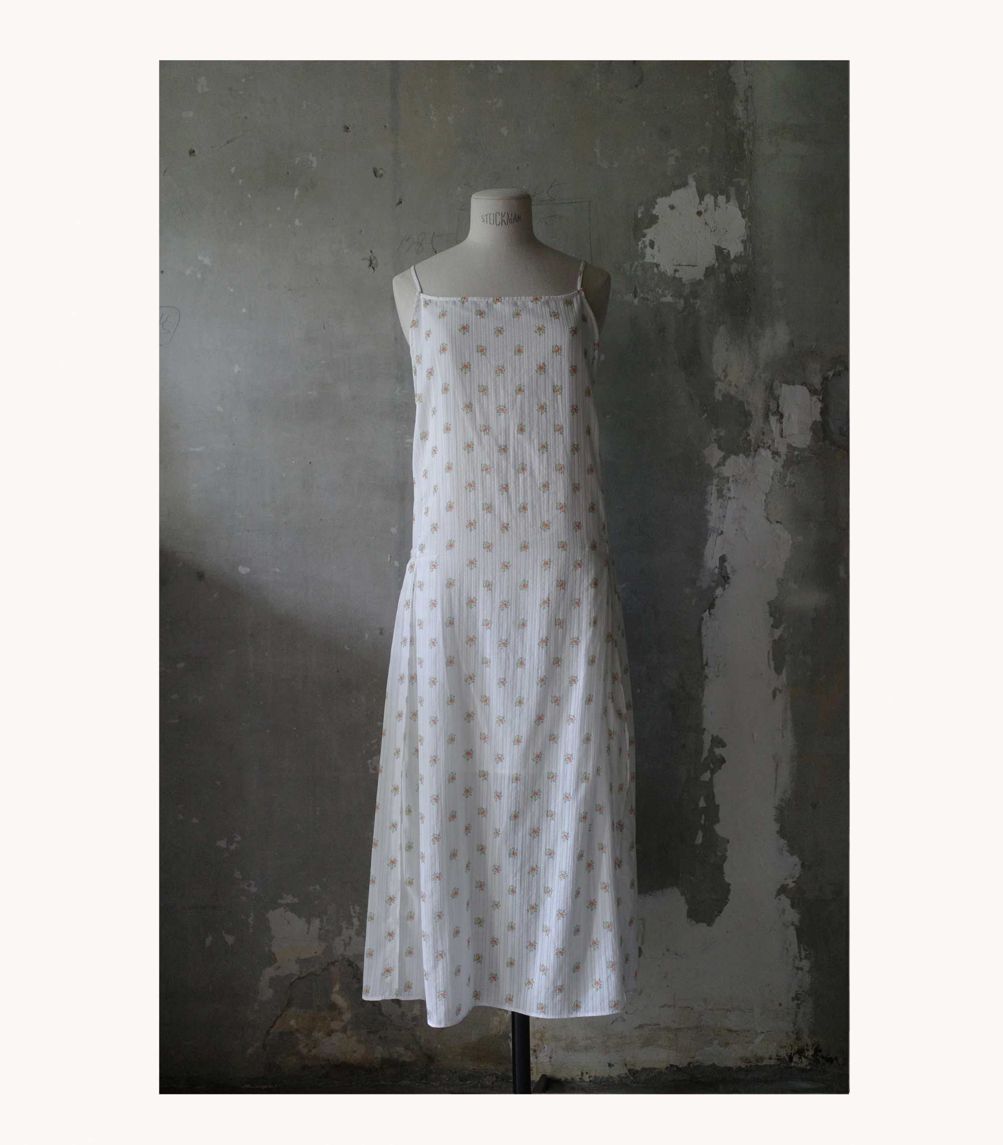 White flower summer strap O/P White flower summer strap O/P