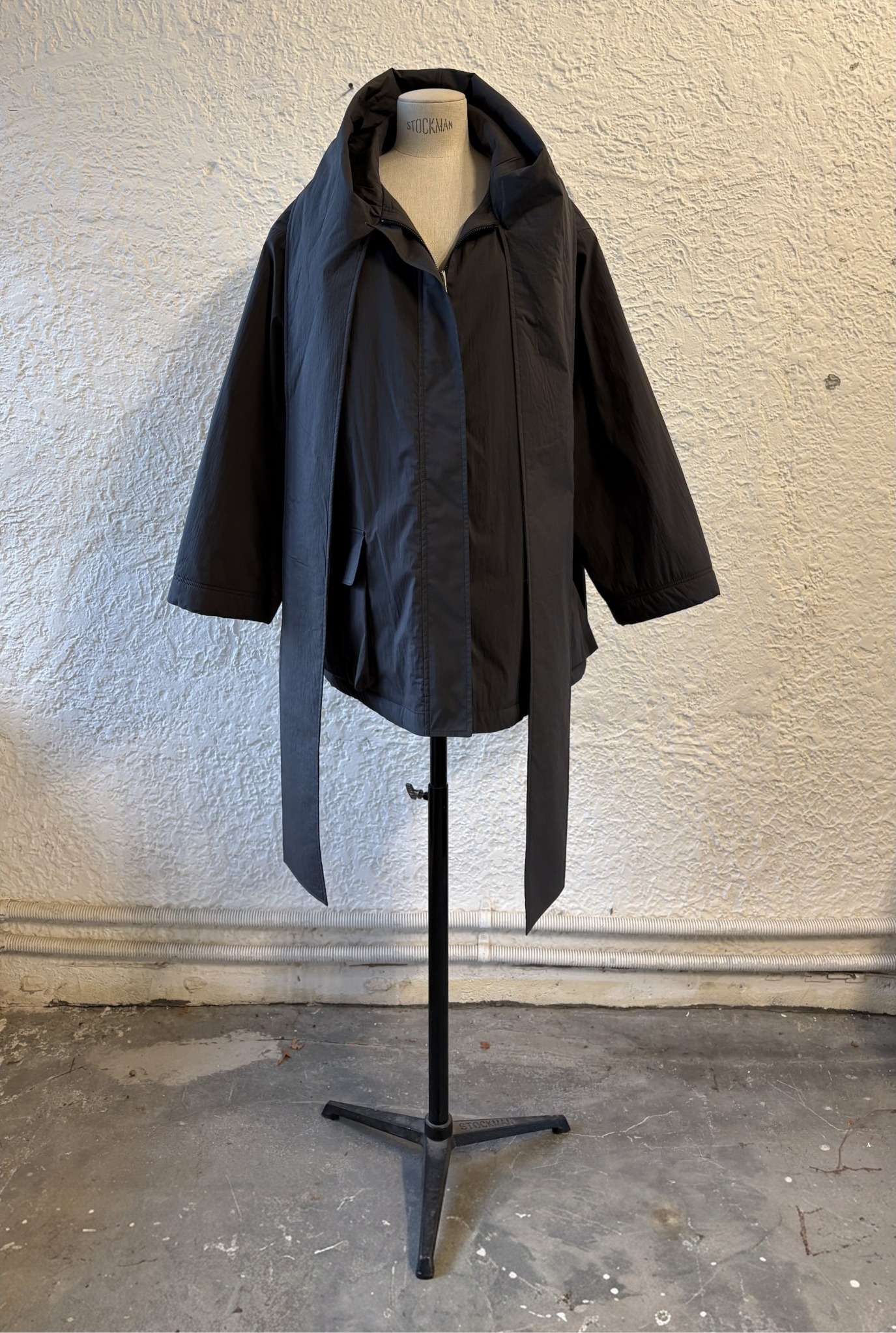 Airy Hoody half Coat