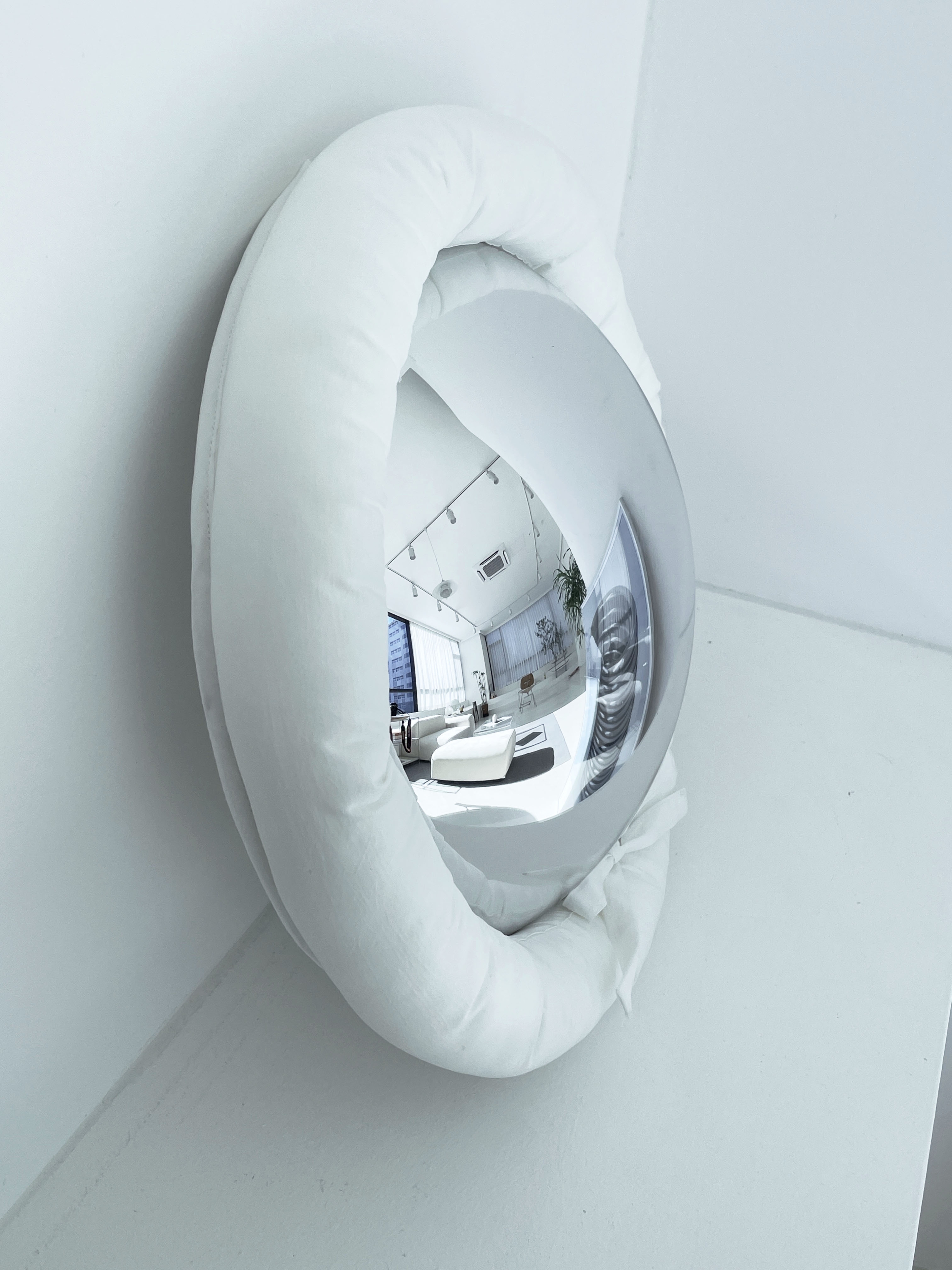 White cushion mirror