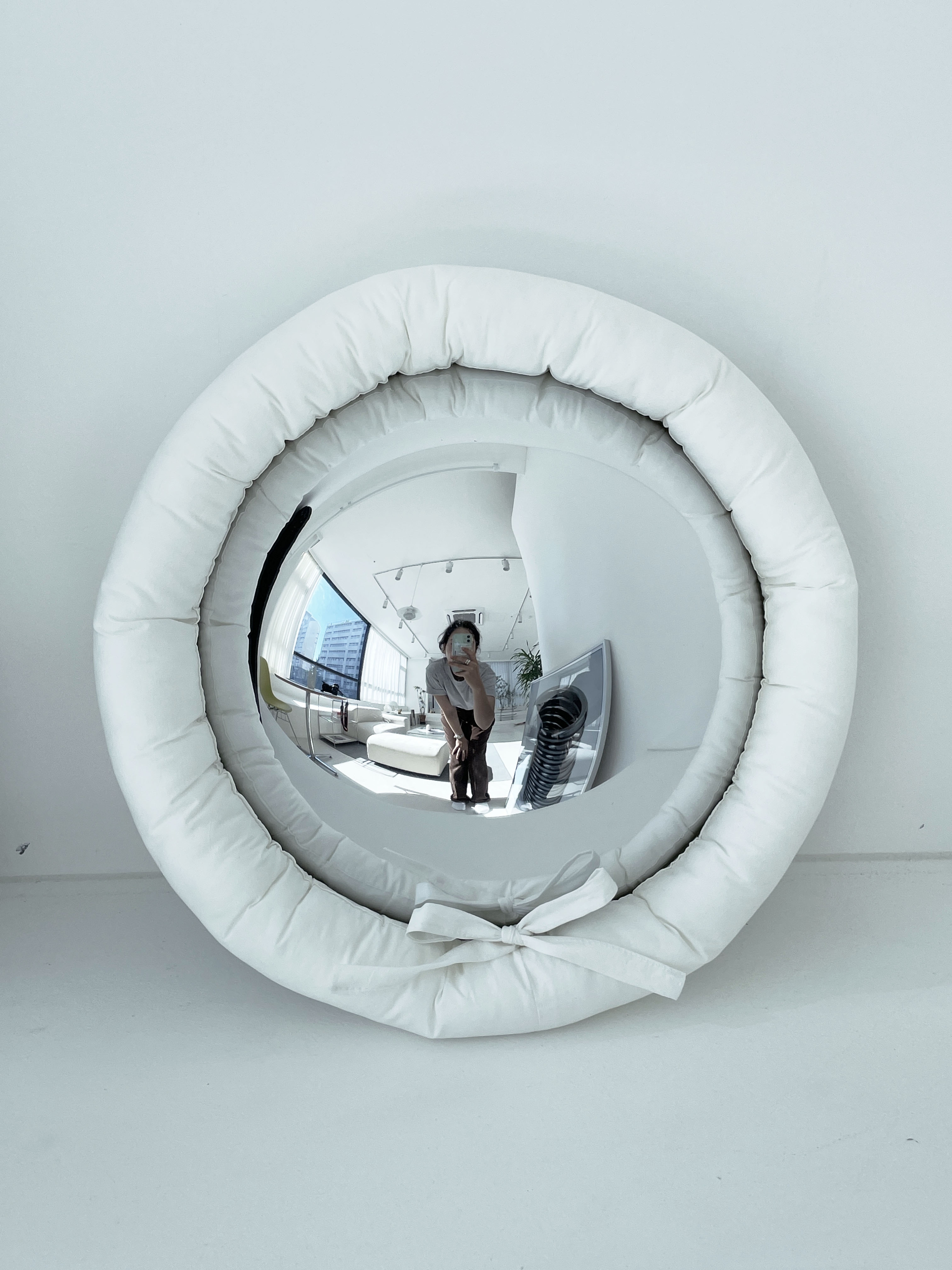 White cushion mirror