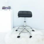 340 Chair 사각형 엠보싱 높이조절 보조의자