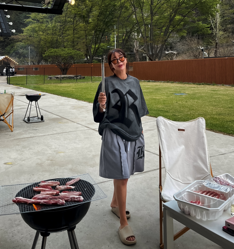 [UNISEX]오버핏 R 워싱 반팔 티셔츠