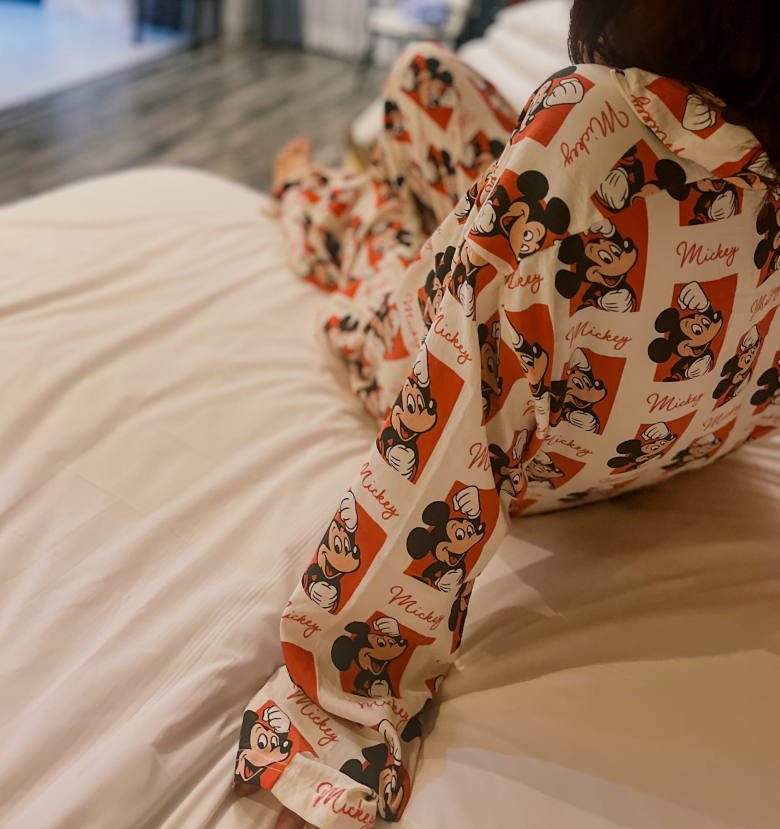 [UNISEX]미키 잠옷 세트[남여사이즈선택가능/커플잠옷추천/디즈니정품/사계절]