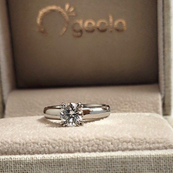 1캐럿 현대 우신 GIA 천연 다이아몬드 토끼발 프로포즈 다이아 반지