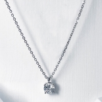 우신 GIA 5부 천연 다이아몬드 4발 고리형 다이아 목걸이