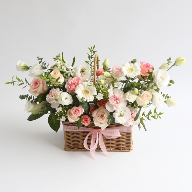 화이트핑크 생화꽃바구니