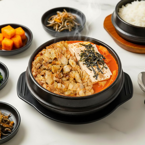 진한 우삼겹 김치찌개 [약 140인분 ~] / 1인분당 약 3,450원