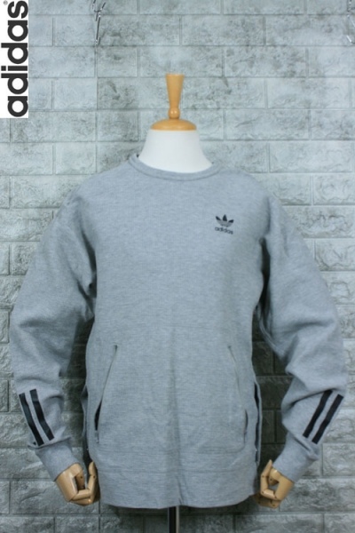 ADIDAS 아디다스 기모 라운드 맨투맨 (가슴 100 , 175~180) - o113 ADIDAS 아디다스 기모 라운드 맨투맨 (가슴 100 , 175~180) - o113