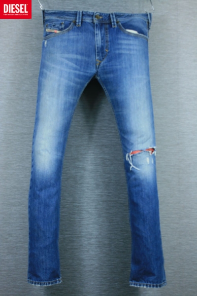 DIESEL 디젤 THANAZ 타나즈 WASH - 0803F 빈티지 워싱 무릅찢청 스트레이트 슬림핏 (허리 32, 키 174이하) - b535 DIESEL 디젤 THANAZ 타나즈 WASH - 0803F 빈티지 워싱 무릅찢청 스트레이트 슬림핏 (허리 32, 키 174이하) - b535