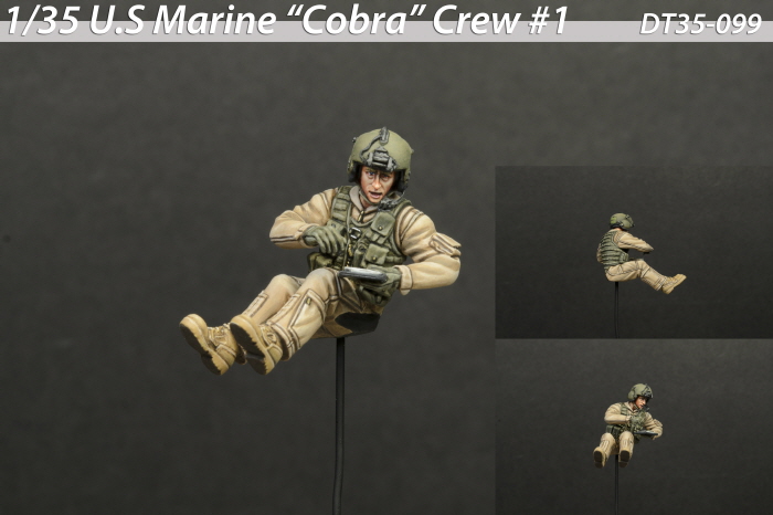DT35099 US Marine AH-1Wcrew #1