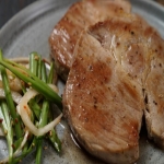 듀록 왕목살 700g / 씹을수록 고소한 그 맛! 듀록 흑돼지 왕목살을 즐겨보세요~